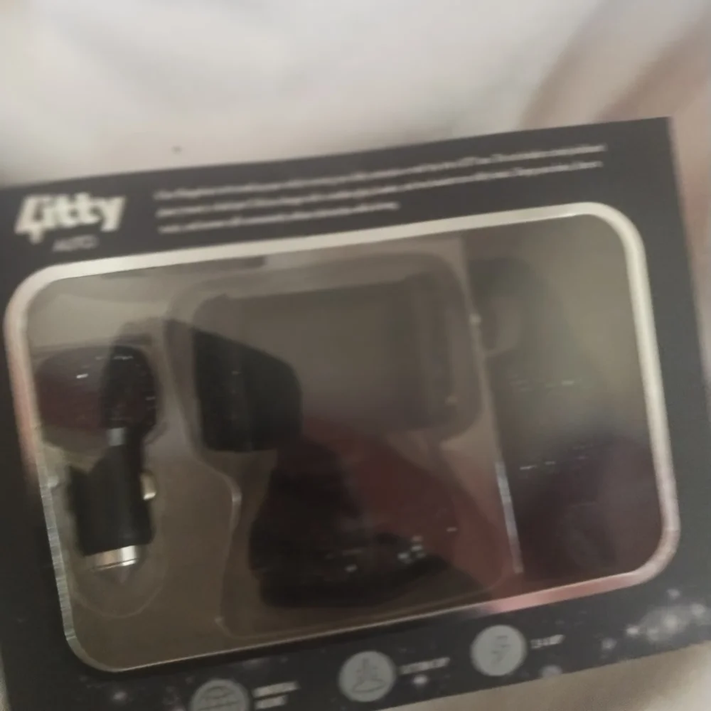 4itty Auto Black Car Mount Set